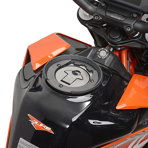 GIVI Flangia serbatoio BF33 - KTM Duke '17