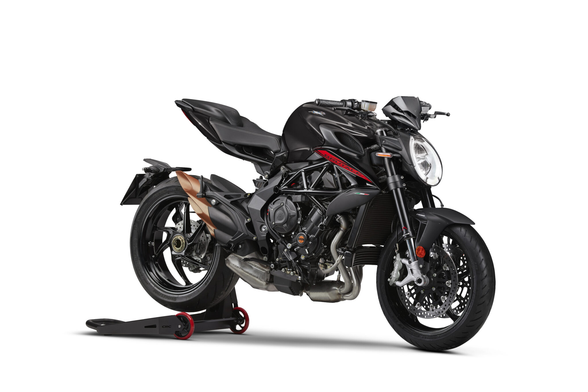 BRUTALE_R_BLK_STUDIO_2