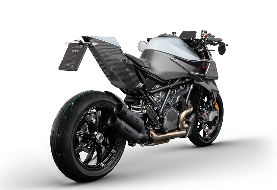 PHO_BIKE_PERS_REHI_BRA-1300R-3-4-rear-grey2_#SALL_#AEPI_#V1